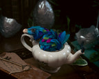 Occamy in Vintage Teapot